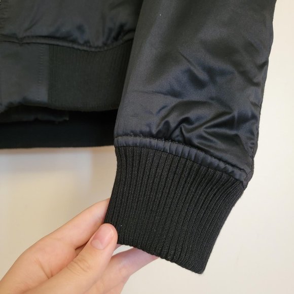 AEO Floral Embroidered Bomber (NWOT) - Picture 5 of 7